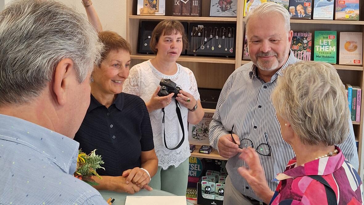 Buchhandlung Eser Eröffnung 1