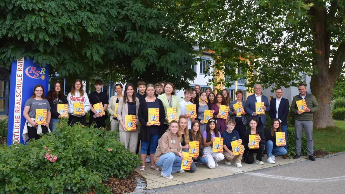 Veröffentlichung Stadtführer inLeichter Sprache der Stadt Rain