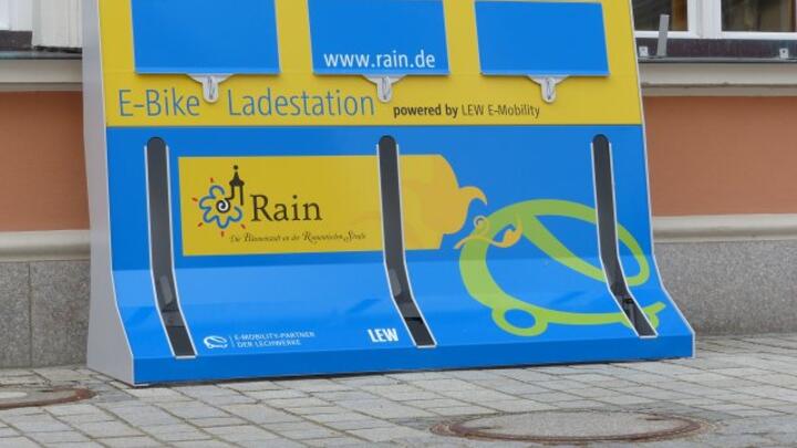 E-Bike Ladestation am Rathaus Rain am Lech