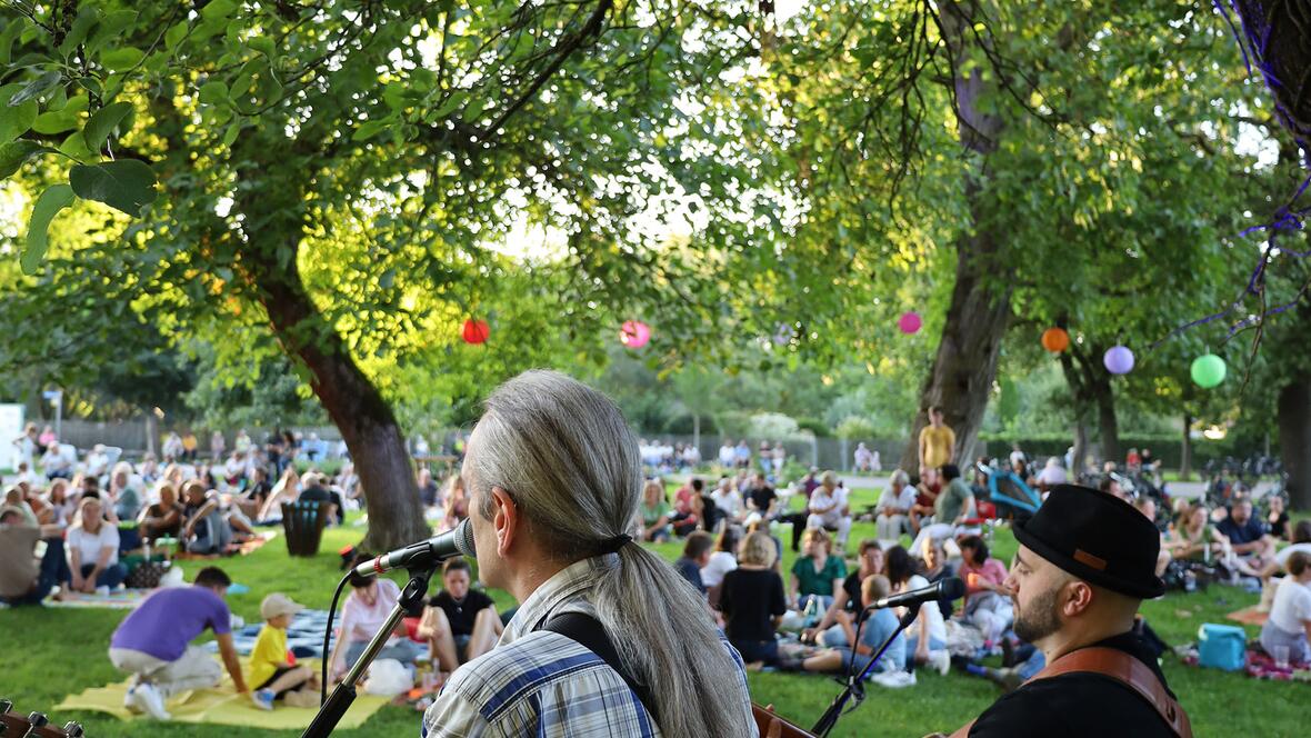 rain-stadtparkmomente-2025-kuenstler-c-stadt-rain