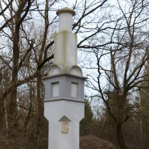 Grenzsäule Rain