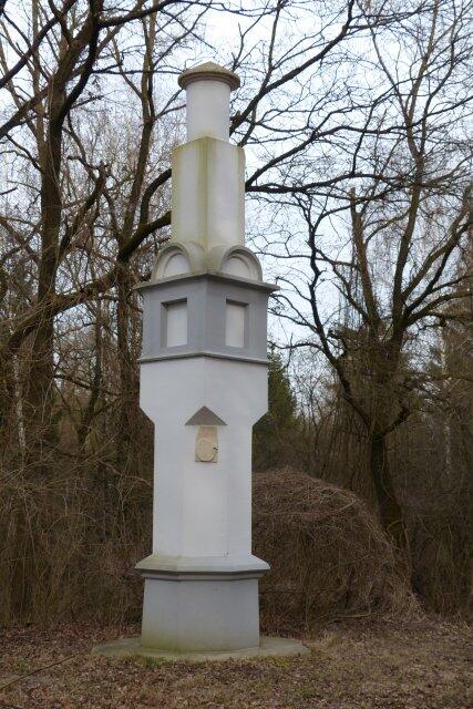 Grenzsäule Rain