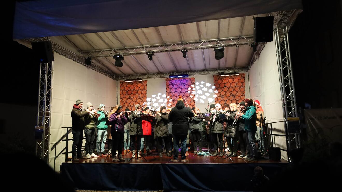Eröffnung der Schlossweihnacht durch die Stadtkapelle