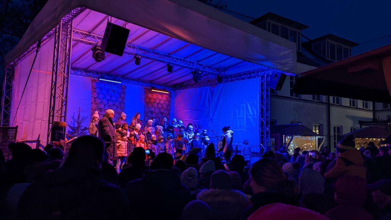 Chor der Johannes-Bayer-Grundschule