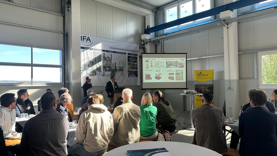 unternehmerfruehstueck-vorstellung-ifa-technology-gmbh-c-daniella-landes-kopie